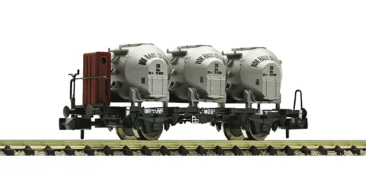 Behältertragwagen Bauart Bt10 mit Bremserhaus und Efkr Behältern, DB