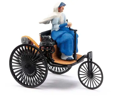 Benz-Patent-Motorwagen mit Bertha Benz