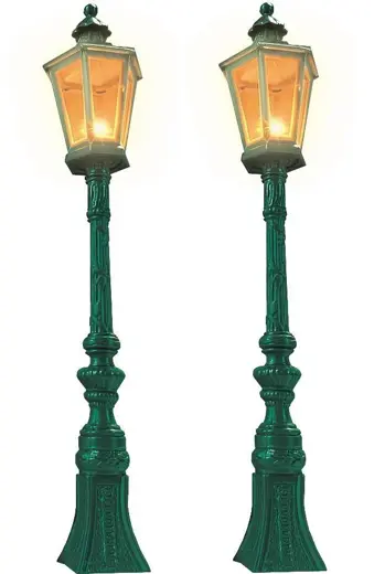 2 Oldtimer-Straßenlampen