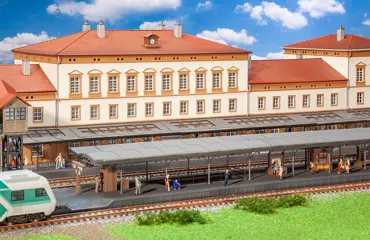 Bahnsteig Friedrichstadt