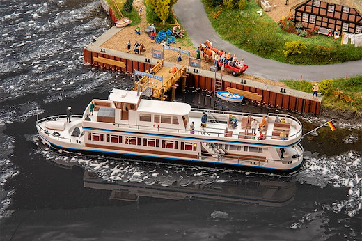 Passagierschiff