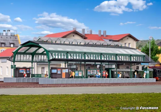 N Bahnsteighalle, grün