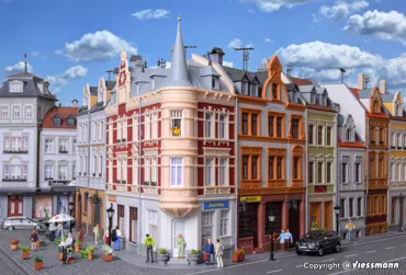 H0 Stadthaus mit Figur u. HBL