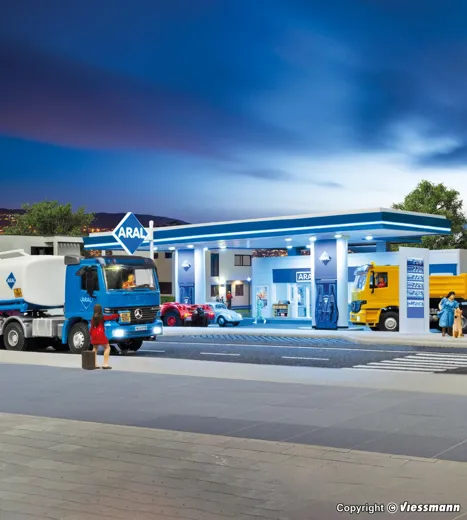 H0 Moderne ARAL Tankstelle