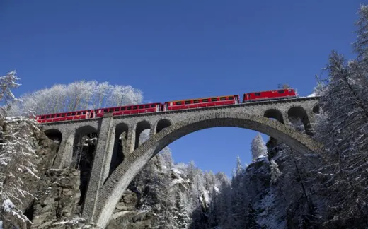 Einheitswagen I (EW I) Ergänzungsset 4 Wagen rot (neue Wagennummern), RhB