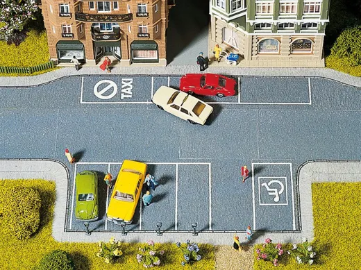 Parkplatz mit Parkuhren