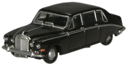Daimler DS420 Black