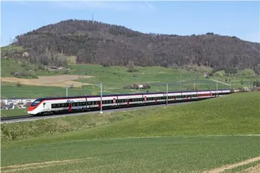 SBB Triebzug 11 teilig Giruno RABe 501 008 Ceneri