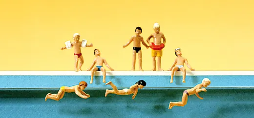 Kinder im Schwimmbad