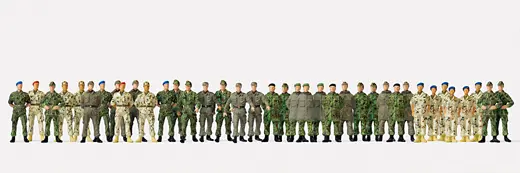 Soldaten gehend + stehend, 39 Fig, unbemalt