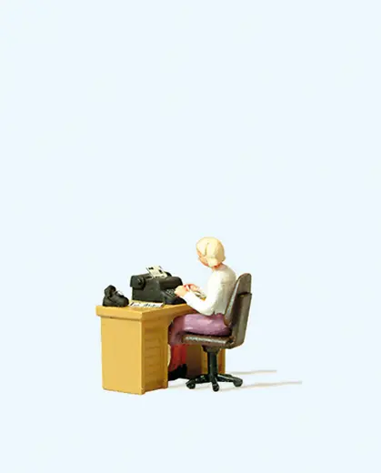 Sekretärin am Schreibtisch