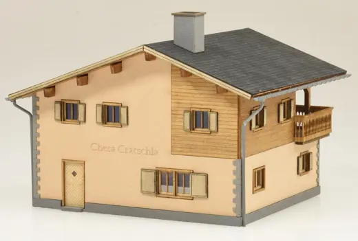 Bausatz Bündner Wohnhaus "Chesa Cratschla"