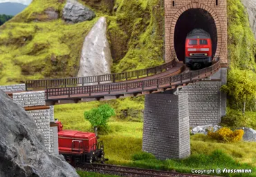 H0 Trogbrücke, gebogen