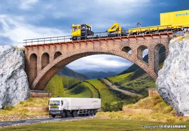 H0 Mauersteinbrücke, gerade