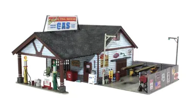 H0  Ethyl's Autowerkstatt und Tankstelle
