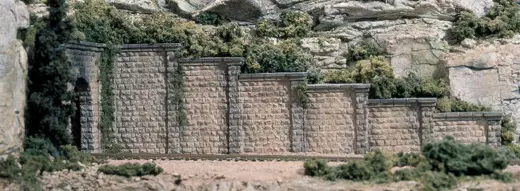 Stützmauer geschnittener Stein - für N Spur