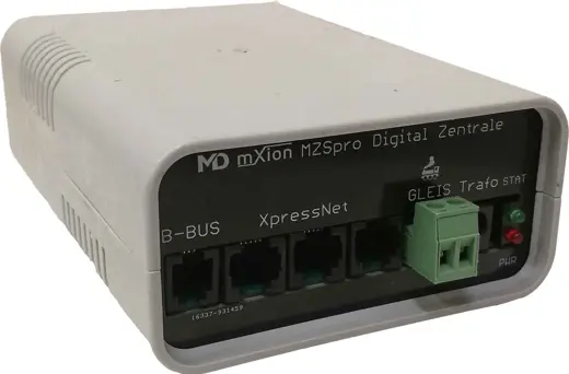 8A DCC Zentrale mit Programmierinterface, XpressNet Bus und Z21 WLAN Interface-Option