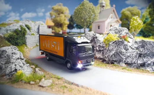 Car System Digital LKW MB Atego Sixt (HERPA)