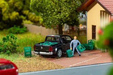 12 Bierkästen ohne Flaschen