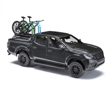 Nissan Navara mit Bike