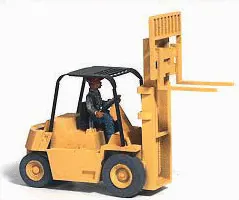 V8OE Forklift w/Operator