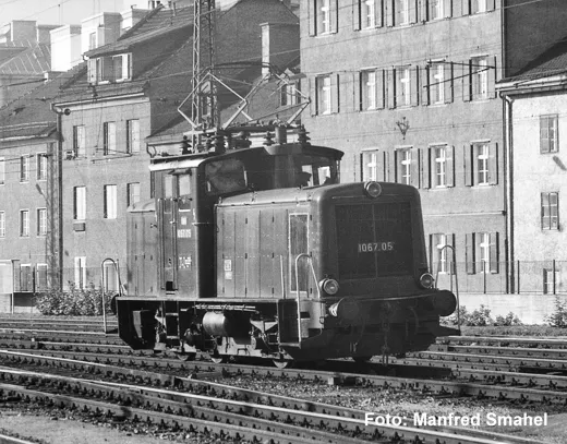Sound-E-Lok Rh 1067 ÖBB III, inkl. PIKO Sound-Decoder
