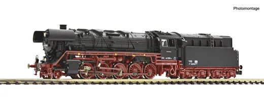 Dampflokomotive 44 0104-8, DR