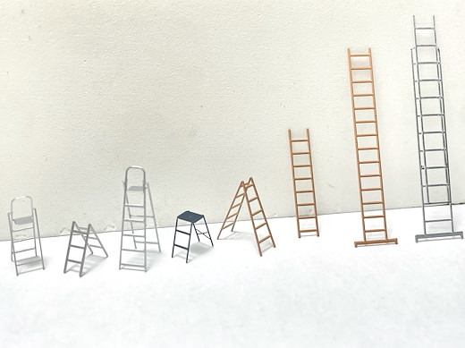 Set mit verschiedenen Leitern
