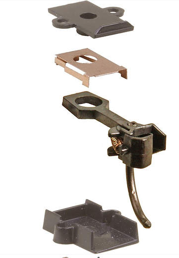 #22 HO Scale 20-Series Plastic Couplers with Gearboxes - Medium (9/32") Overset Shank