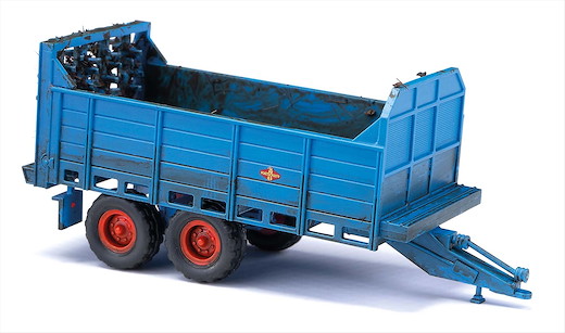 Fortschritt T 088 Anhänger mit Mistbeladung