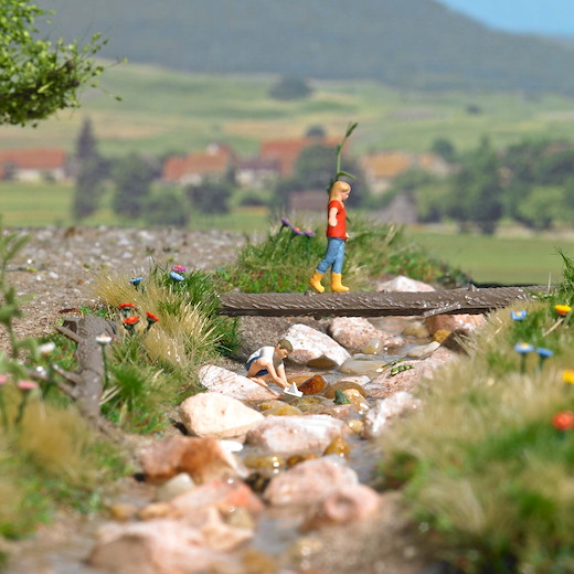 Action Set: Spielen am Waldbach