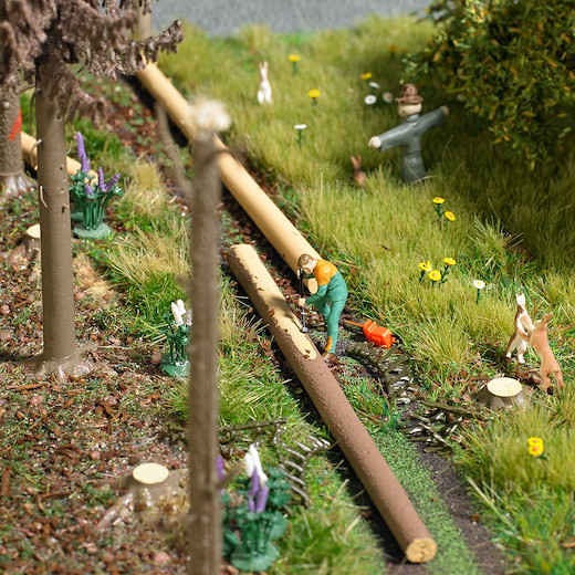 Action Set: Baumschälung