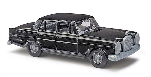 Mercedes-Benz 220, Schwarz