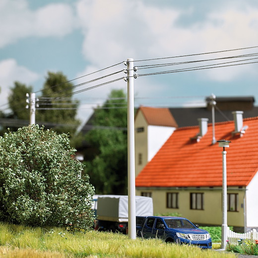 12 Betonmasten