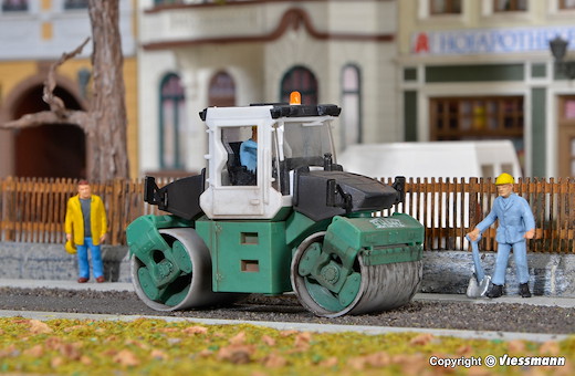 H0 BOMAG Walze SchwarzBau