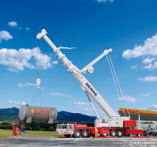 H0 DEMAG Mobilkran AC 665