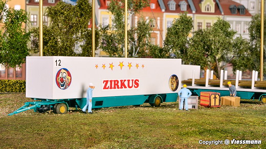 H0 Zirkus Zeltstangen- und Kofferanhänger, 2 Stück
