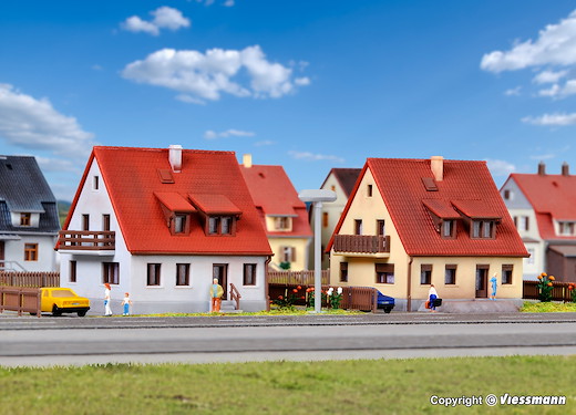 Z Siedlungshaus aus den 30er Jahren, 2 Stück