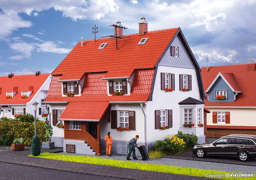 H0 Wohnhaus mit Erker