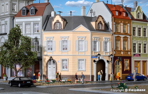 H0 Haus am Schillerplatz
