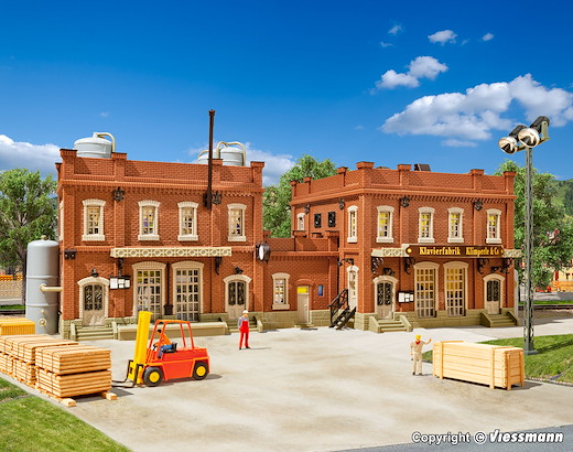 H0 Klavierfabrik Klimperle & Co.