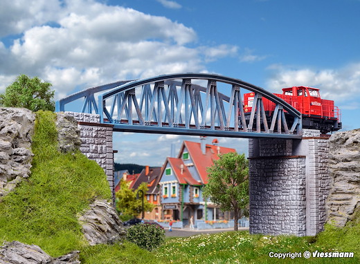 N Stahlbogenbrücke, gerade