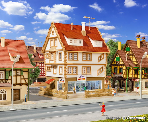 N dm-Drogeriemarkt