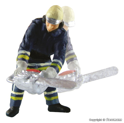 H0 Feuerwehrmann mit Kettensäge, bewegt