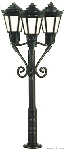 N Parklaterne dreiflammig, schwarz, 3 LEDs warmweiss